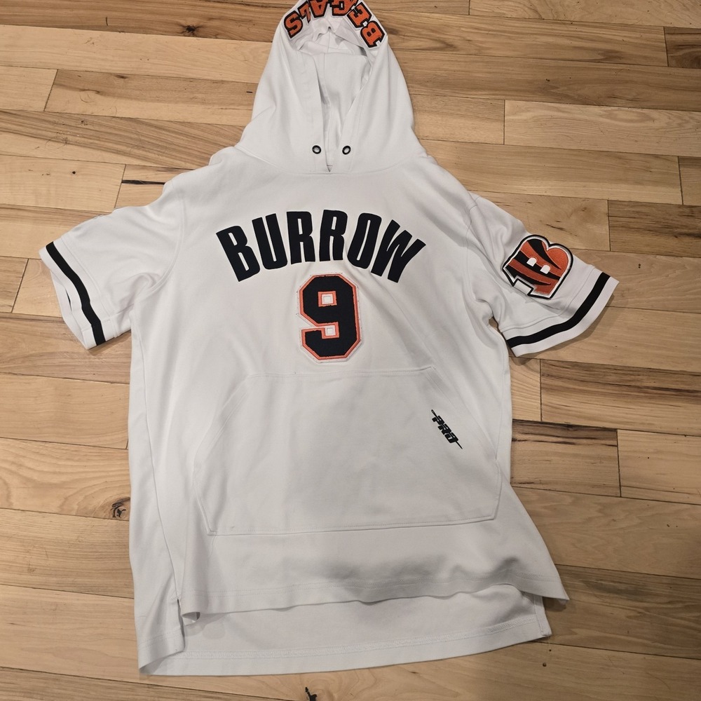 Joe Burrow #9 Cincinnati Bengals Short-sleeve Hoodie Memorabilia Men's